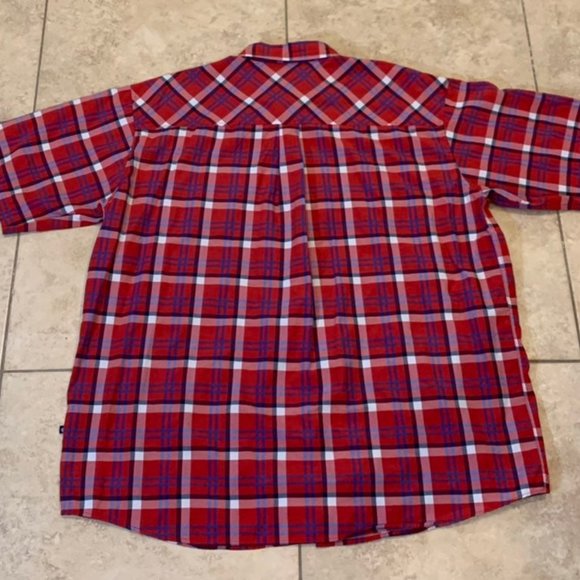 Rocawear Classic Men's Button Up - Picture 2 of 6